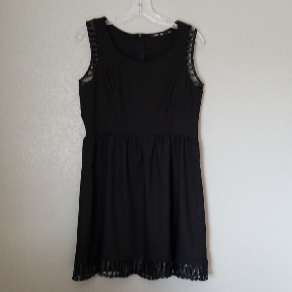 Doe & Rae Black Dress Large